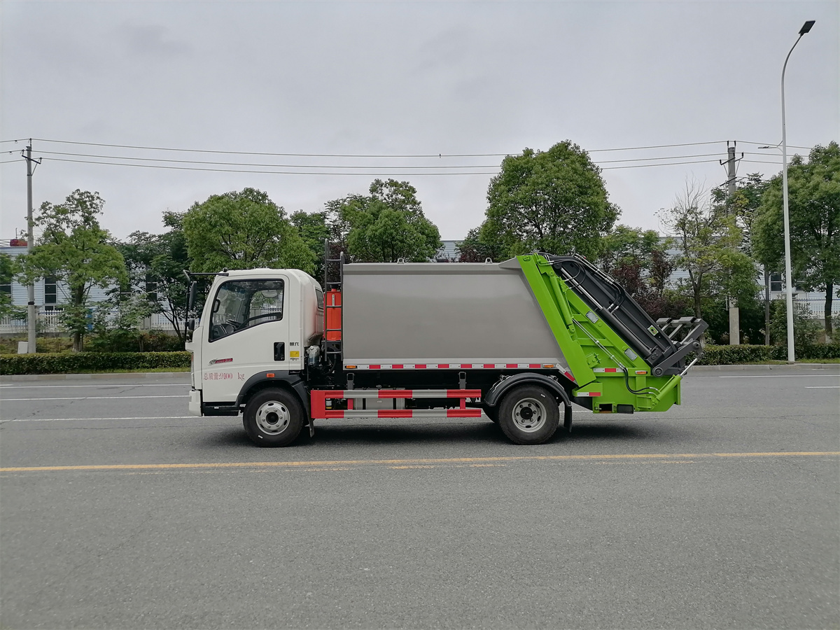 HKH5097ZYSZYZ压缩式垃圾车